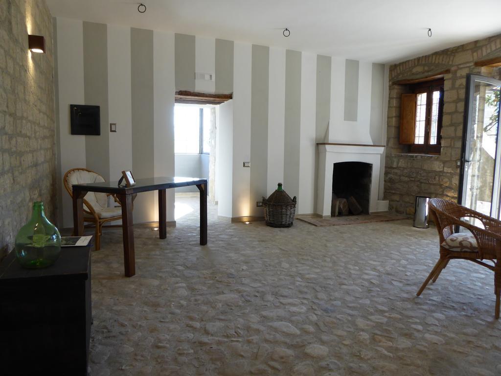 Pietre Di Fiume Villa Apice Eksteriør bilde
